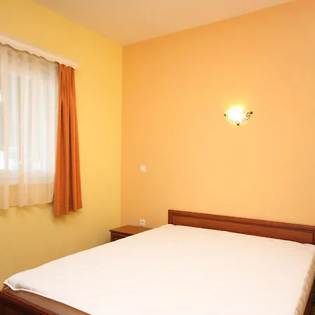 Appartement By The Sea - 3199