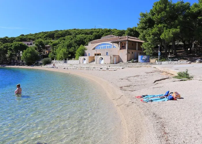 Apartment By The Sea - 3199 Rogoznica (Sibenik-Knin)