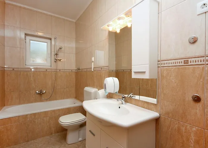 Apartamento By The Sea - 3199 *